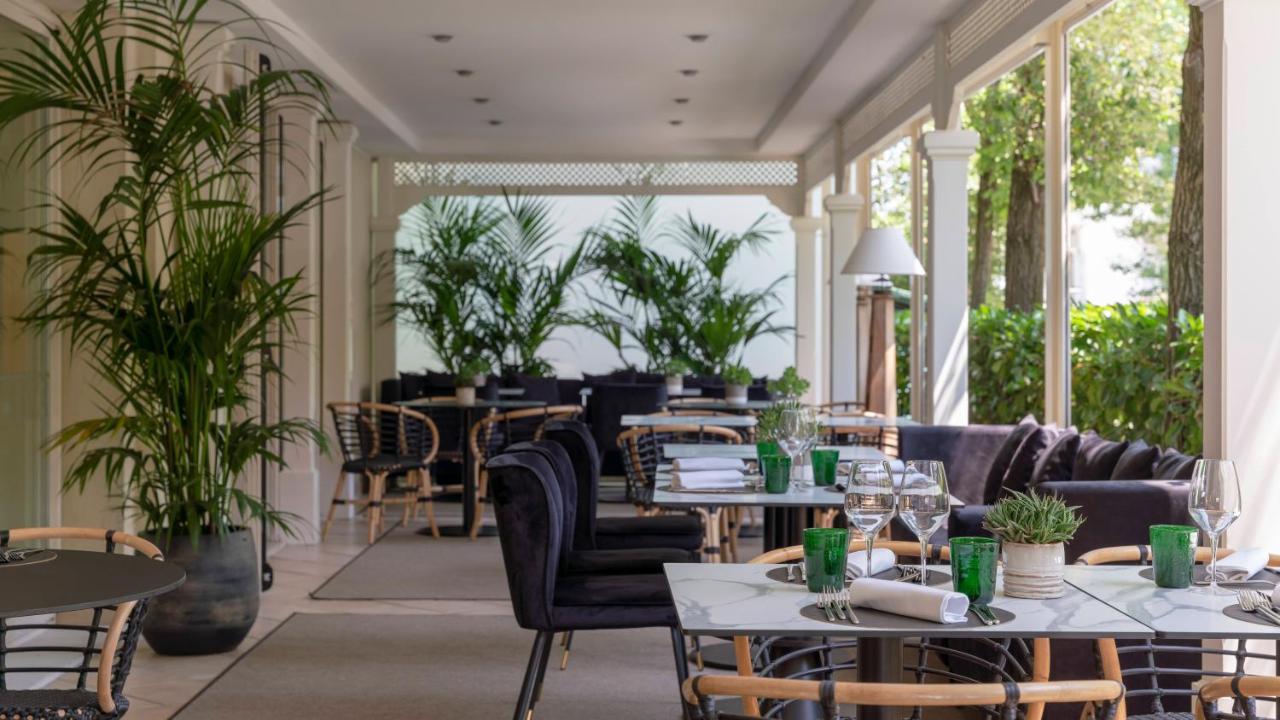 Hotel Maestrale Riccione Buitenkant foto
