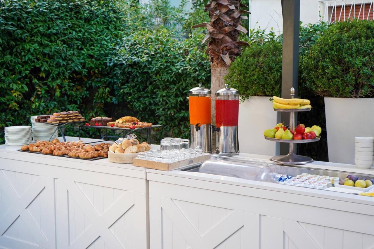 Hotel Maestrale Riccione Buitenkant foto