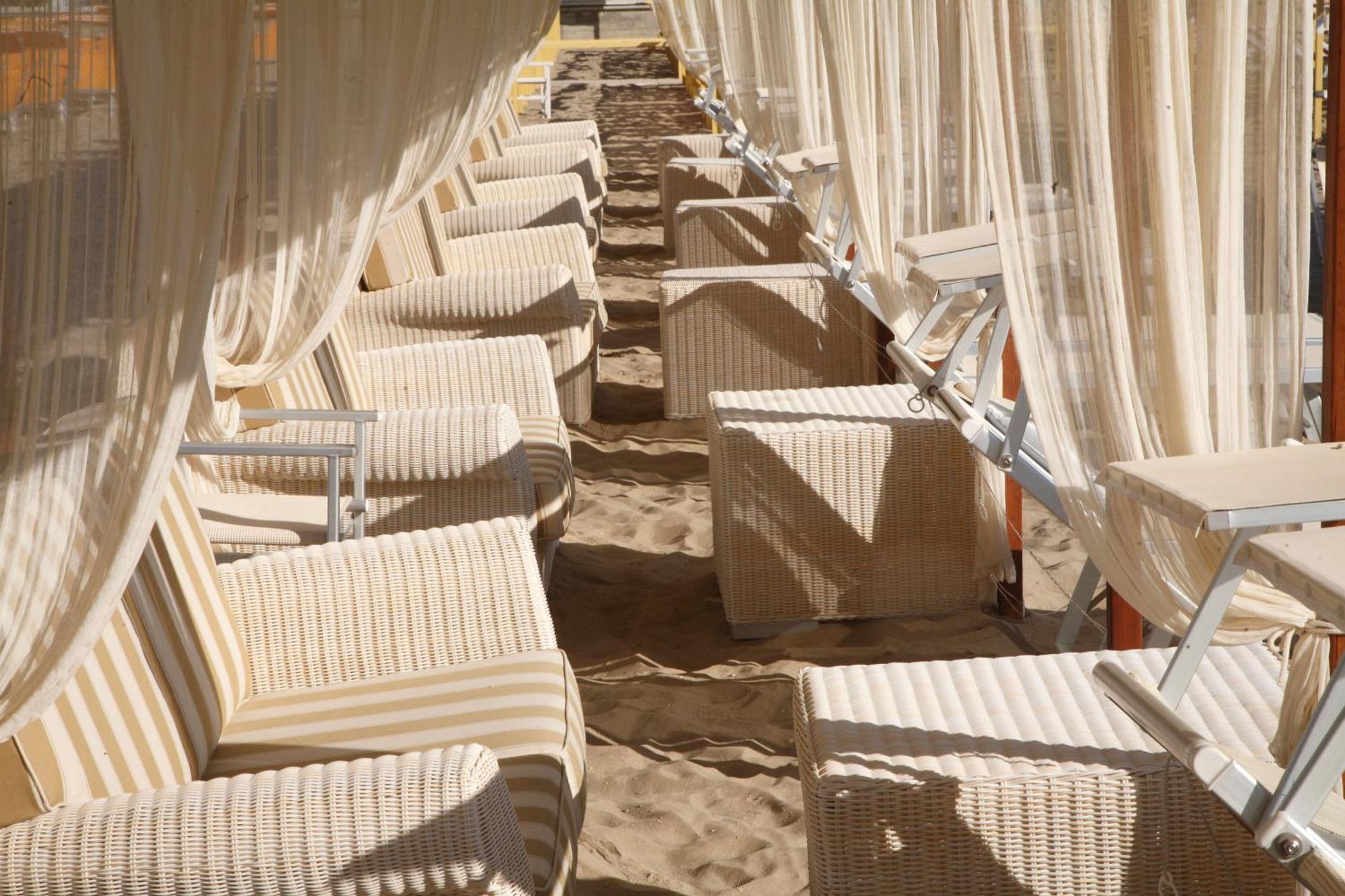 Hotel Maestrale Riccione Buitenkant foto