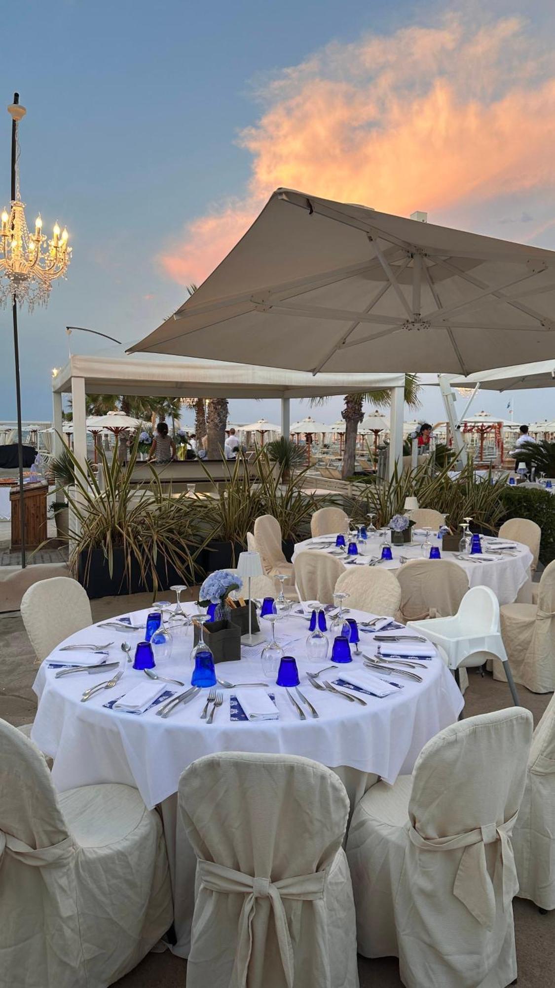 Hotel Maestrale Riccione Buitenkant foto